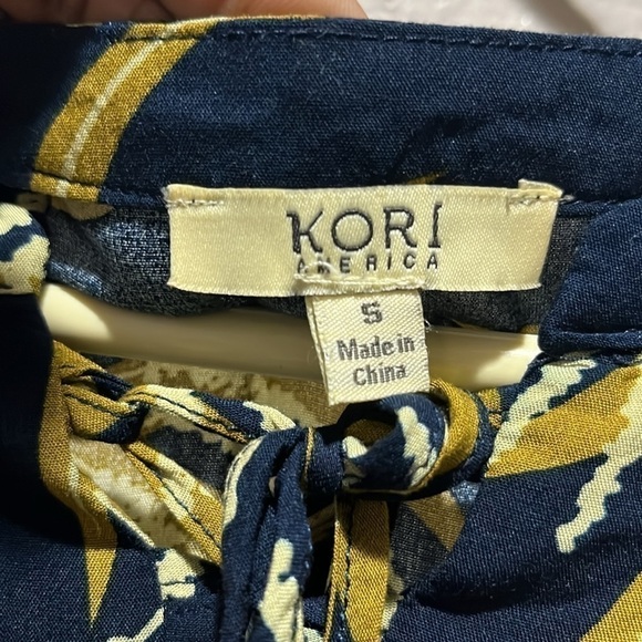 Kori Floral Navy and Mustard Flowy Knee Length Dress Bell Sleeves Size Small - Picture 11 of 12